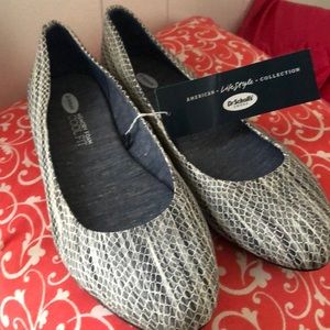 Snakeskin flats size 8.5